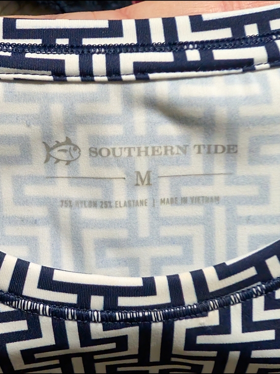 Southern Tide Lylee Geo Printed Performance Dress - Picture 8 of 10